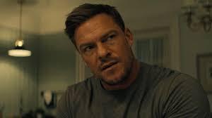 Dawn Hawk's Instagram, Twitter & Facebook