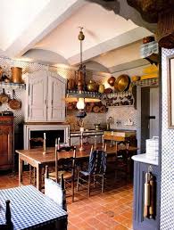 The Essence Of Frenchness Designs De Cuisine De La Campgne Deco Campagne A La Francaise Cuisine De Campagne Francaise