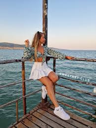 Sweet Ary's arousing nude pics - don't miss out