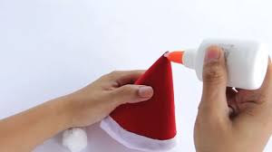 Plus, with the variety of fleece fabrics available, you can make this project all your own. 3 Ways To Make A Santa Hat Wikihow
