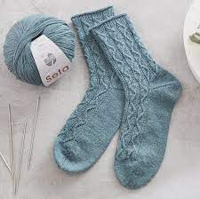Красивые вязаные носки с описанием