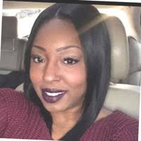 Kim Latta's Instagram, Twitter & Facebook