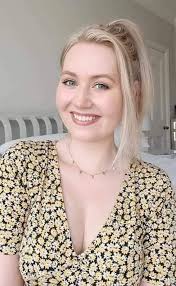 I'm from Sydney, Australia.. I'm looking for a good partner for me, I don't  care about your finances, I have a business, the most important thing is to  be loyal 💕 📲