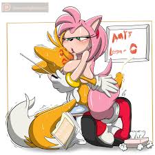 Amy Rose Tit Smother 