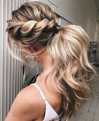 10 Eye Catching Winter Formal Hairstyles To Try In This Winter Eyecatching Formal Hairstyles Winte Tail Hairstyle Twist Ponytail Ponytail Hair Extensions