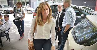 El candidato a presidente de unidad ciudadana habita en el edificio river wiev. Victoria Tolosa Paz La Funcionaria Que Cultiva Un Perfil De Sintesis Entre Alberto Fernandez Y Cristina Kirchner Para Ser Candidata A Diputada Infobae