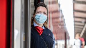 Die gunst der stunde, sich als retter der grundrechte zu inszenieren, nutzen auch alte mahnwachenstrukturen. Bahn Setzt Statement Gegen Verschworungstheoretiker W V