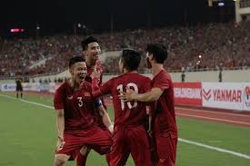 Sau 4 năm, đội tuyển việt nam đã mạnh hẳn lên thời hlv park, đang vươn lên, xếp trên. Vong Loáº¡i World Cup 2022 Viá»‡t Nam Rá»™ng Cá»­a Náº¿u Uae Tháº¯ng Thai Lan
