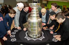 La coupe stanley ( français : Alan Haworth A Partage La Coupe Stanley L Express