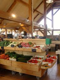 Le Marche De La Ferme De Viltain Fermedeviltain Viltain Jouyenjosas Beverlyjouyenjosas Vache