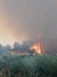 I mesaioniki poli, oi paralies kai ta axiotheata pou prolavainete na deite eikones Qvd17p3nh9ncbm