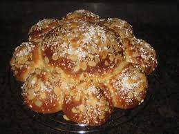 Das Perfekte Drei Konigskuchen Rezept Mit Bild Und Einfacher Schritt Fur Schritt Anleitung Ich Habe Trockenhefe Genommen U In 2020 Konigskuchen Rezepte Konigin Kuchen