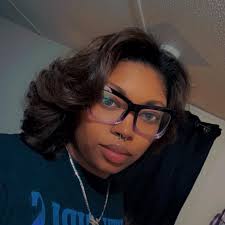 shamar got a bag & got his teeth fixed purrrr 💰💅🏽 .