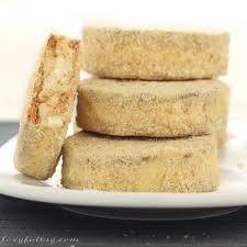 Sylvanas Silvanas Is A Cookie Sandwich Made Of Cashew Meringue Filled With Buttercream And Dusted With Bi Sylvanas Recipe Filipino Food Dessert Silvanas Recipe