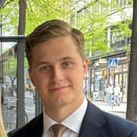 10+ "Adrian Strom" profiles