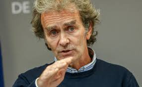 Fernando Simón estima que el fin de la tercera ola «está muy cerca» pero  anuncia «nuevo picos próximamente»