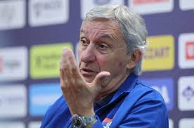 Anketa: Ko umesto Svetislava Pešića na klupu Srbije?