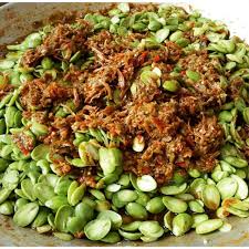 Cut the petai into halves. Sambal Bilih Patai Sambal Bilis Petai Sambal Lado Koto Fresh Dari Dapur Mama Shopee Malaysia