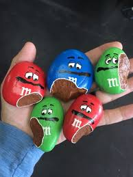 Perfect for the kindness rocks project or the hide and seek rock game. 14 Most Adorable Painted Rocks Ideas And Crafts For Kids Adults