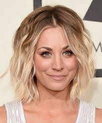 Best Bob Hairstyles 2018 For Women To Look Ever Beautiful And Stylish Vogue Ideas Kaley Cuoco Short Hair Medium Hair Styles Hair Styles