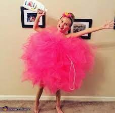 Leigh My Daughter Riley Age 9 Is Wearing Her Homemade Loofah Costume I Googled Pink Halloween Costumes Loofah Halloween Costume Halloween Costume Contest