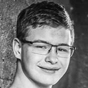 Jacqueline Crum's Instagram, Twitter & Facebook