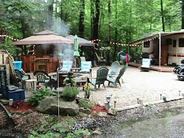 White pines has 103 class b/s campsites with vehicular access and a shower/flush toilet building. White Pines Campground Barkhamsted Connecticut Rv Parks Mobilerving Com