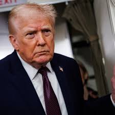 Former Navy secretary, diplomat J. William Middendorf dies at 101