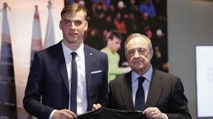 Ramos chịu thiệt để ở lại real; Florentino Perez Apuesta Por Talento Joven Para El Real Madrid Diario Version Final