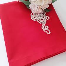 Supla Runner Masa Ortusu On Instagram Kirmizi Masa Ortulerine Devam Koocaman Bir Ortu Sevgili Mervegokaalp Icin Hazir Sevgililer Ortuler Kirmizi