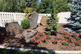 A yard covers approximately 100 square feet (10x10 area) that is 3 inches deep. Landscaping Rock Landscaping Rock Spokane