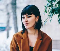 We are pleased to welcome you to our website. Black Hair With Bangs 10 Gorgeous Ways To Wear This Look