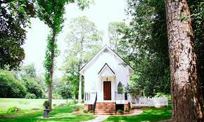 Forest Hill Park S Beautiful Chapel Forest Hill Park Outdoor Wedding Venues Forest Hill