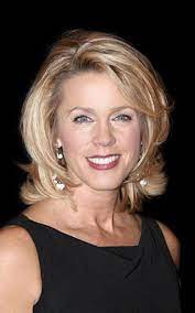 60 Most Prominent Hairstyles For Women Over 40 Medium Hair Styles Medium Length Hair Styles Short Hair Styles