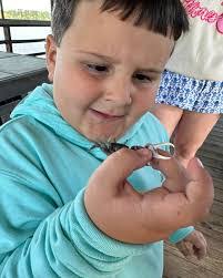 Jesse Deen's Instagram, Twitter & Facebook