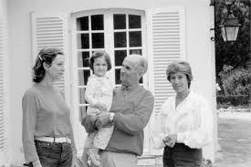 Morte A 101 Ans Jeanne Et Louis De Funes L Album De Leur Vie En 2020 Louis De Funes De Funes Portraits De Celebrites