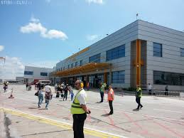 Regia autonomă aeroportul internaţional avram iancu cluj, aflată în subordinea consiliului judeţean cluj începând cu anul 1997, este al doilea aeroport al ţării și primul aeroport regional din românia. DouÄƒ InvestiÈ›ii AÈ™teptate La Aeroportul InternaÅ£ional Avram Iancu Cluj Stiri De Cluj