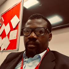 No go kill yasef unto say you wan snap fine foto.