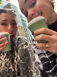 Mia Weiss (@miiaa.weiss) • Instagram photos and videos