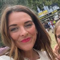 Annie Nicol Email & Phone Number