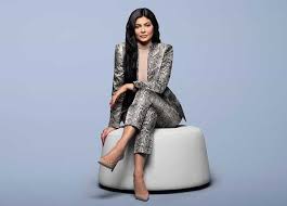 Kylie kristen jenner (born august 10, 1997) is an american media personality, socialite, model, and businesswoman. ÙƒØ§ÙŠÙ„ÙŠ Ø¬ÙŠÙ†Ø± Ù…Ø§Ø°Ø§ ØªØ¹Ø±Ù Ø¹Ù† Ø£Ø¹Ù„Ù‰ Ø§Ù„Ù…Ø´Ø§Ù‡ÙŠØ± Ø¯Ø®Ù„Ø§ ÙÙŠ 2020 Ø§Ù„Ù…ØµØ±ÙŠ Ø§Ù„ÙŠÙˆÙ…