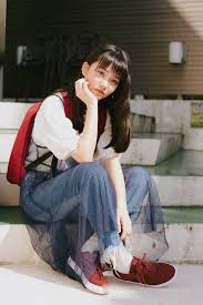 女子高生の最新ファッショントレンドをチェックモデル佐久間乃愛