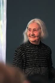 Merz pharma italia è un'azienda farmaceutica indipendente con la passione per la ricerca e l'innovazione per trasformare la vita delle persone. Marisa Merz Archives Of Women Artists Research And Exhibitions