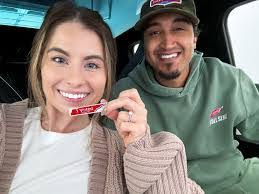 Marisa Ritchie's Instagram, Twitter & Facebook