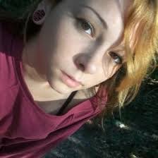 Marisa Darnell's Instagram, Twitter & Facebook