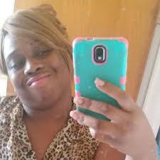 Monique Jelks's Instagram, Twitter & Facebook