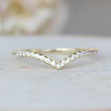 Black And Gold Jewelry Stand V Ring Gold Jewelry Black Gold Jewelry Gold Rings