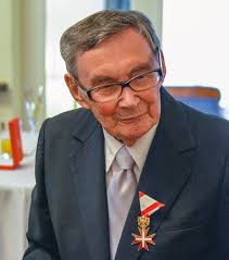 R e p o rt ——— — 20 21