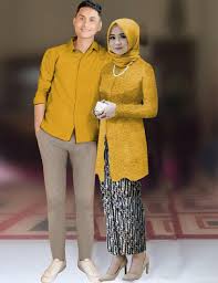 Inspirasi model baju batik terbaru dengan berbagai macam varian dan konsep seperti kombinasi, atasan, couple, untuk ke kantor kekinian dan terbaru 2021. Jual Baju Couple Kebaya Kondangan Kekinian Terbaru Lazada Co Id