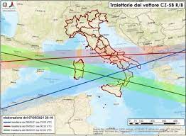 Lo stadio centrale del razzo da 22 tonnellate, lungo 30 metri e ampio quasi 5 metri, rientrerà presto nell'atmosfera terrestre ma è. Ml5dzqizj4v Am